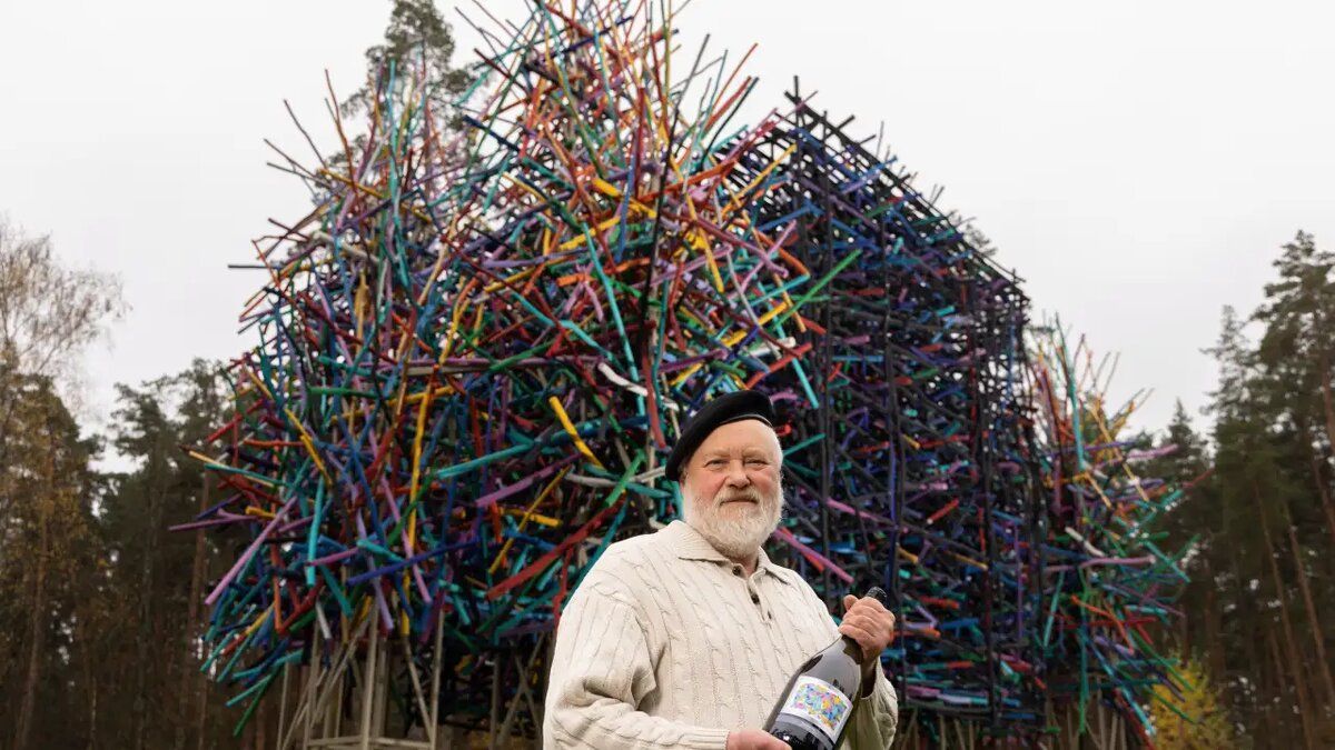 Дизайн коллекционного игристого вина от Николая Полисского: Природа и Искусство в Одном Флаконе