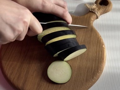 Необычная подача баклажанов: как освежить классическое блюдо