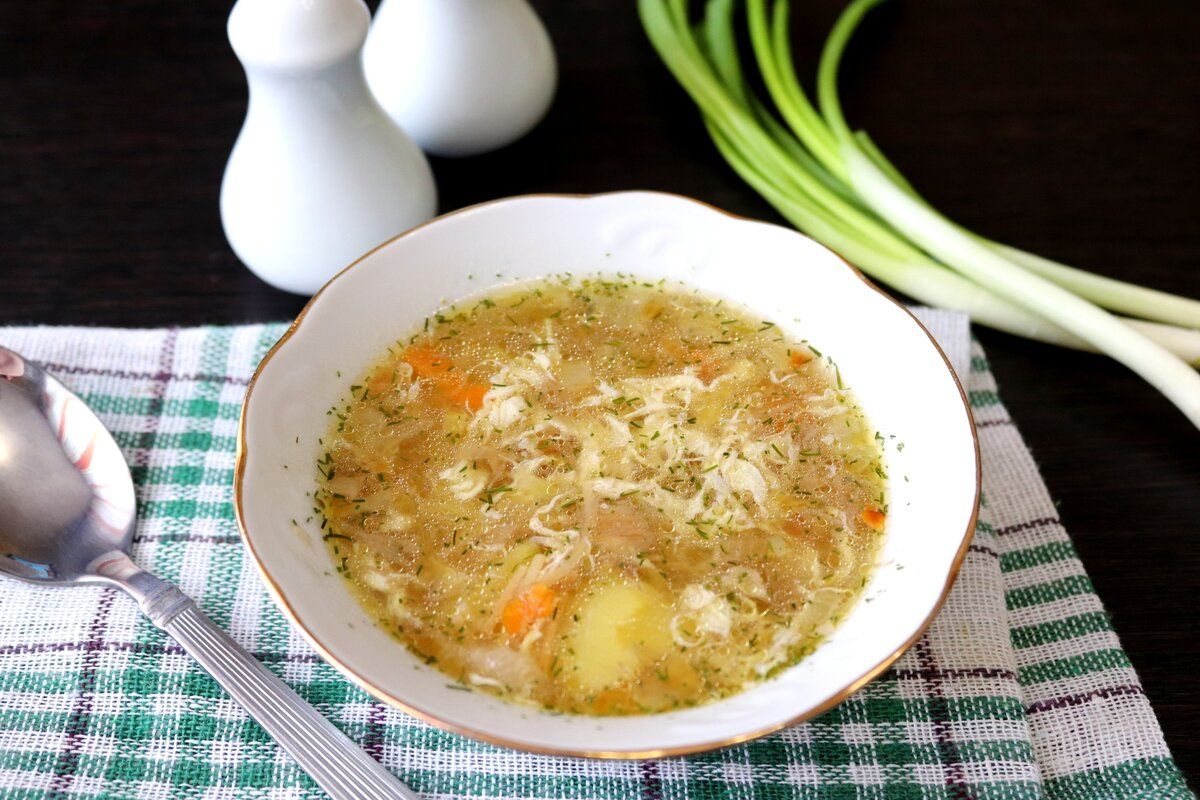 Мягкий суп, который покорит сердца всех: секрет куличиков и шавермы