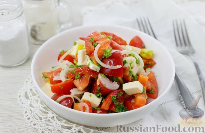 Весна на столе: салаты, которые вдохновляют на кулинарные эксперименты