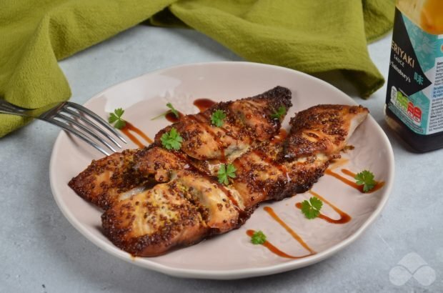 Нежное филе скумбрии с медово-горчичным акцентом