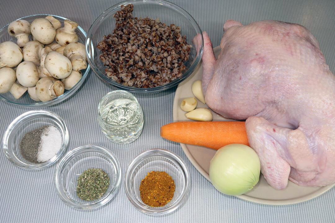 Курица с гречкой и грибами: идеальное блюдо для праздника
