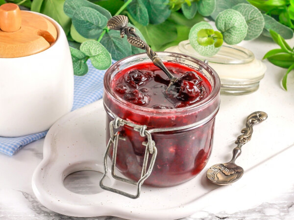 Новый способ заготовки вишневого варенья: просто, быстро и вкусно