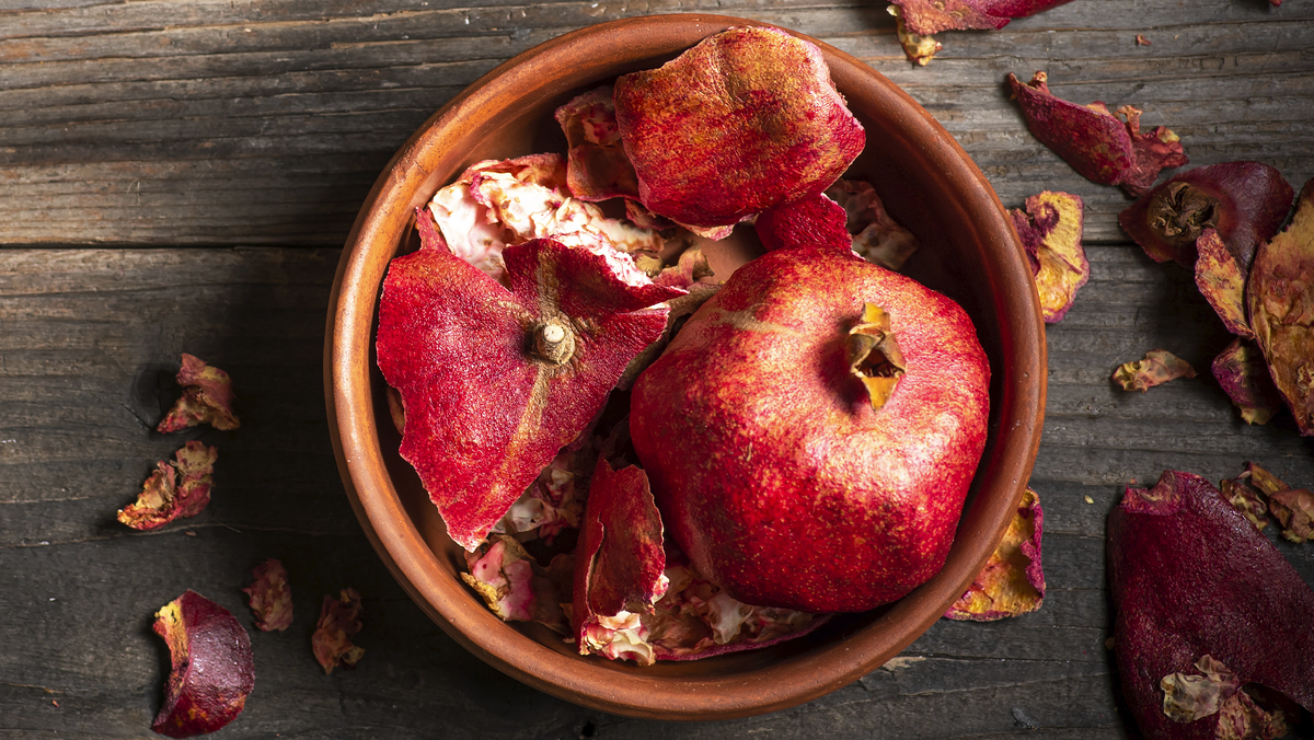 Съедобная пленка из гранатовой кожуры продлевает свежесть продуктов