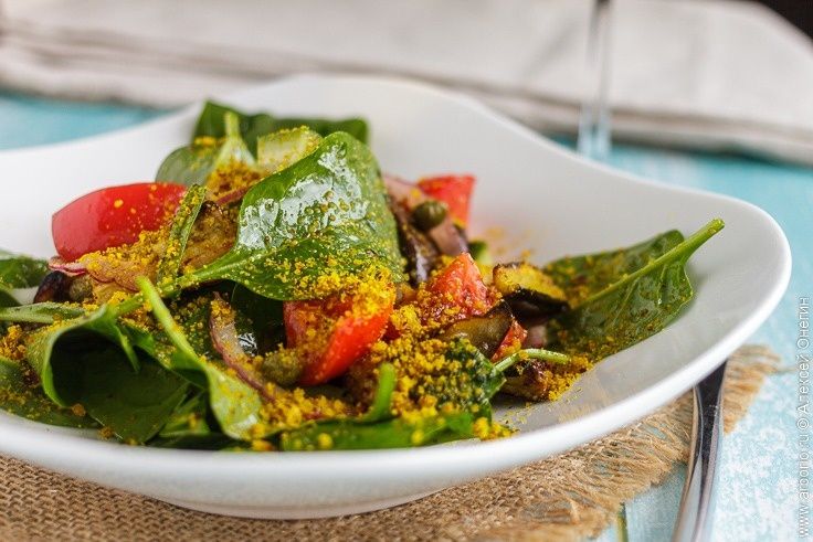 Салаты: не только для женщин. 10 лучших рецептов для любого случая