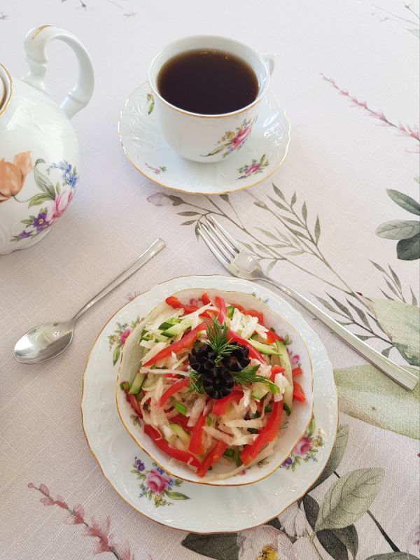 Весенний салат, который поднимет настроение