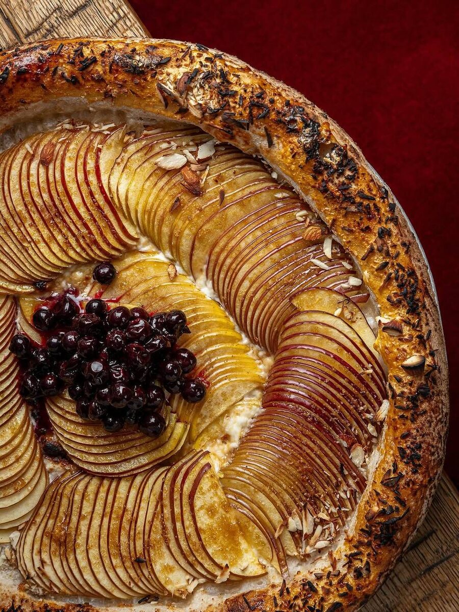 Сладкая пицца с яблоками: новое кулинарное открытие в Горыныче