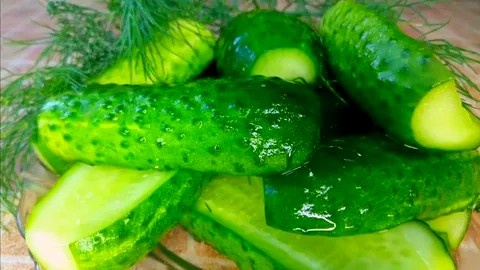 Малосольные огурцы за сутки: откройте для себя новый способ приготовления