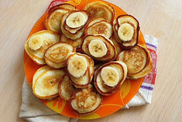 Пушистые оладьи с бананом: готовим с удовольствием