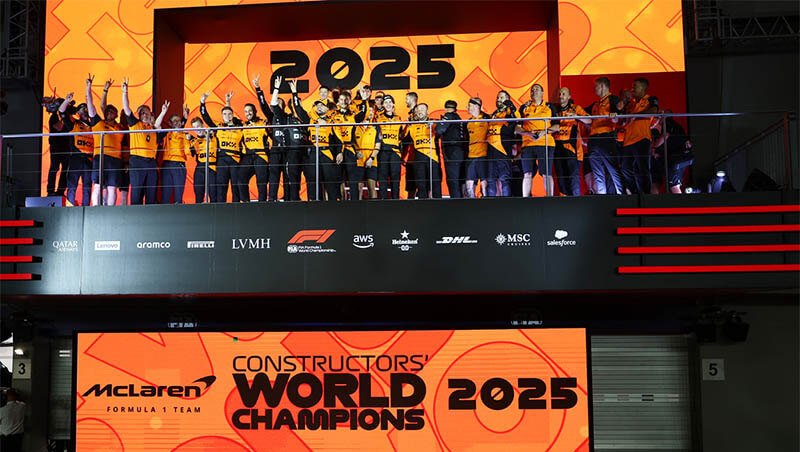 McLaren вновь на пьедестале: двойной триумф в Кубке конструкторов