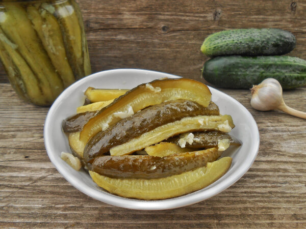 Новые вкусы старых огурцов: удивительные рецепты заготовок на зиму