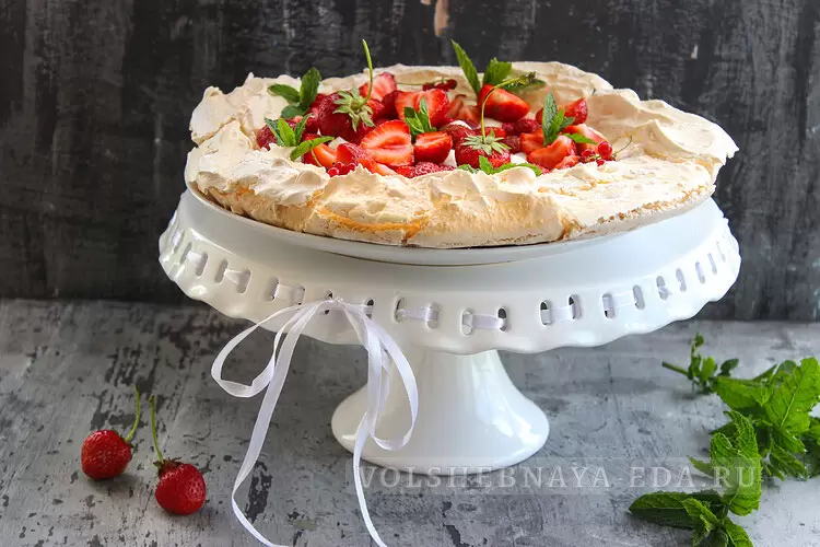 Торт «Анна Павлова»: Искусство кулинарии в каждой порции