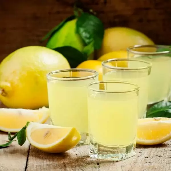 Лимончелло: яркий ликер, который освежит ваше лето