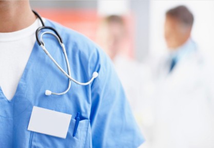 Ортопед предупреждает: опасный тренд сна на "картофельной кровати"