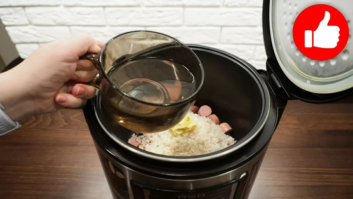 Рис с сосисками в мультиварке: быстро и вкусно для любой трапезы