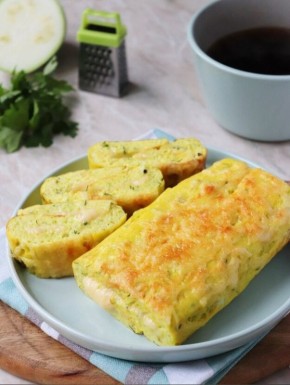 Вкусное спасение: рулет из кабачков с сыром, который покорит ваши сердца